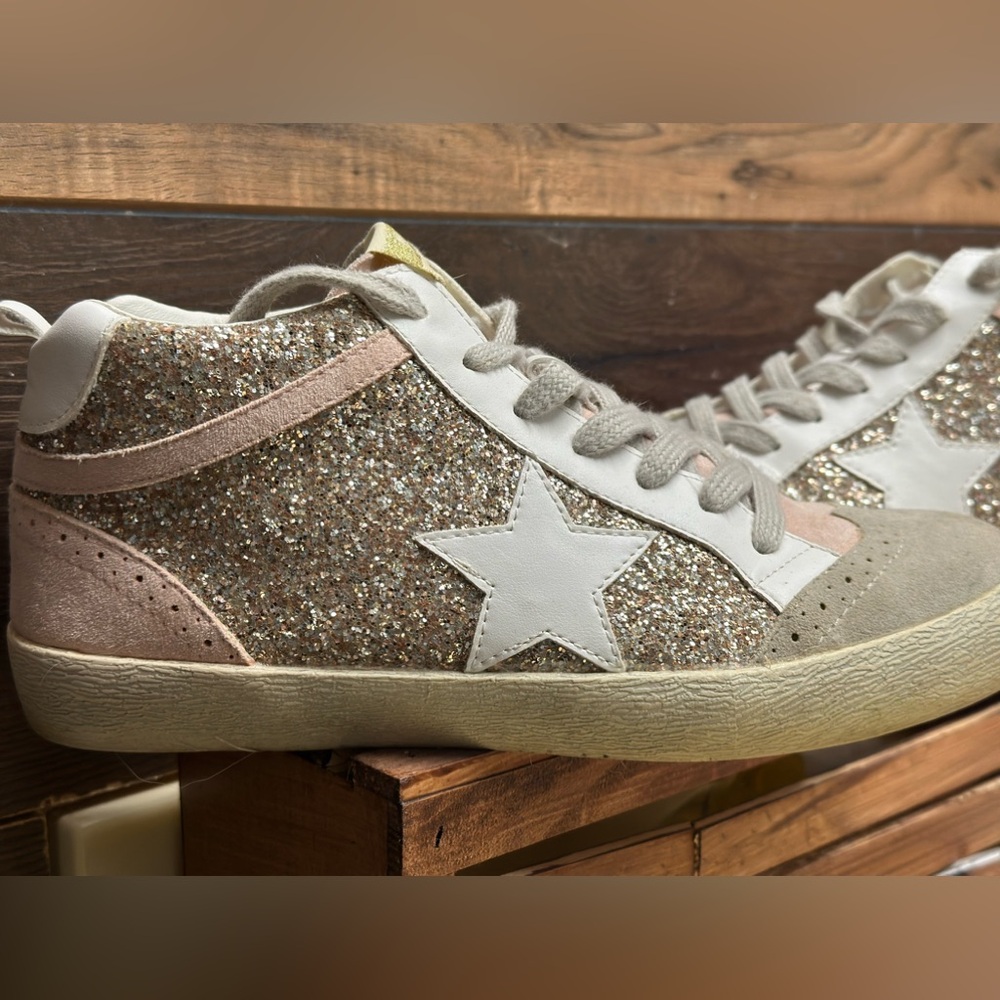 Mims. Women’s. Size 7.